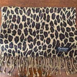 Pashmina leopard print 100% cashmere muffler scarf